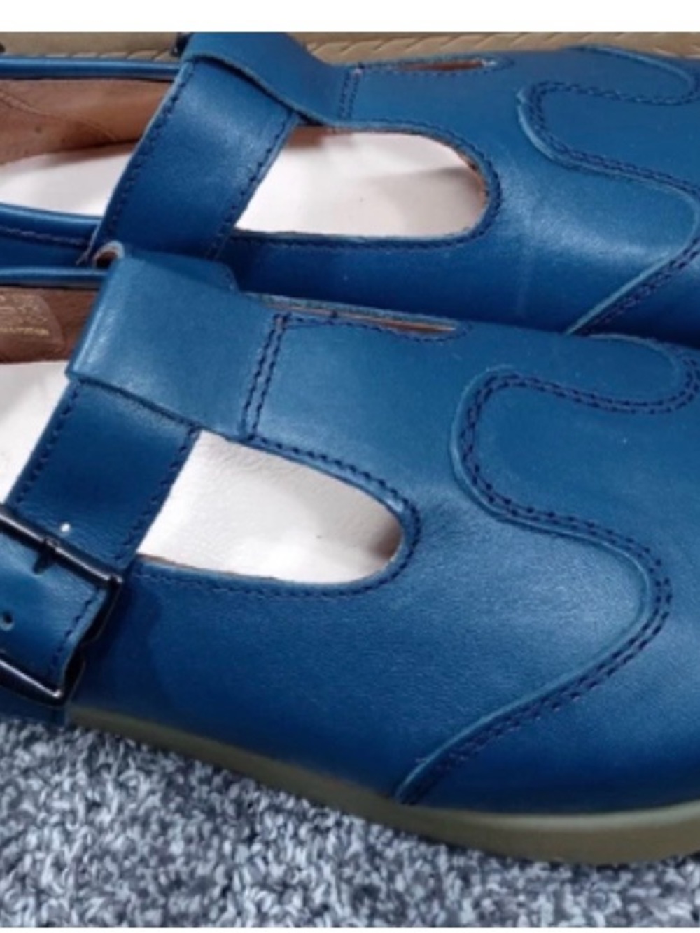 Blue Women's Leather Mary Jane Comfort Shoes - Picture 5 of 9